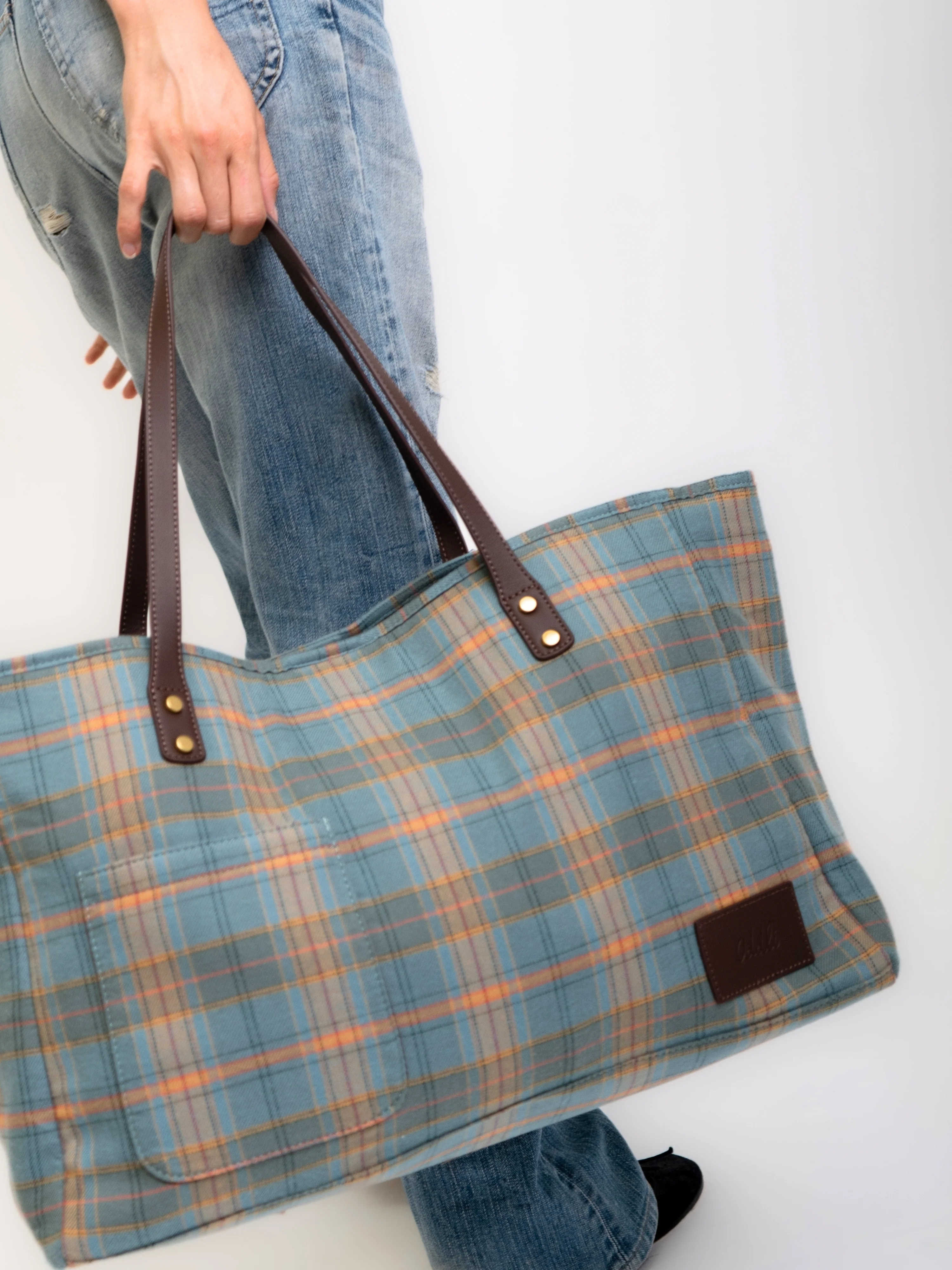 Large Plaid Bag - Image 8